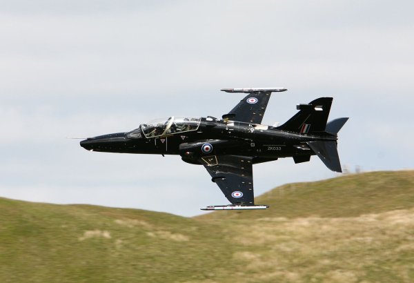Britaniyada "Hawk T2" qırıcısı qəzaya uğrayıb
