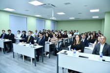 Azərbaycanda bərpa olunan enerji layihələri artdıqca peşəkar kadrlara tələbat da artır - Fəqan Abdurəhmanov (FOTO)