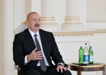 Prezident İlham Əliyev İsveçin Azərbaycanda yeni təyin olunmuş səfirini qəbul edib (FOTO)
