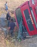 Ağdərədə yük avtomobili aşıb, heyvanlar tələf olub (FOTO)