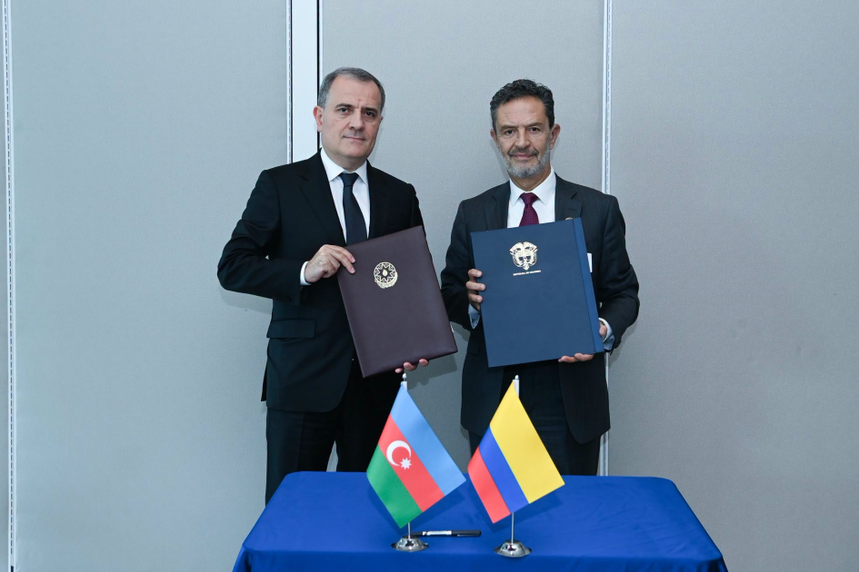 Azərbaycan və Kolumbiya arasında viza tələbinin qarşılıqlı ləğvi barədə saziş imzalanıb