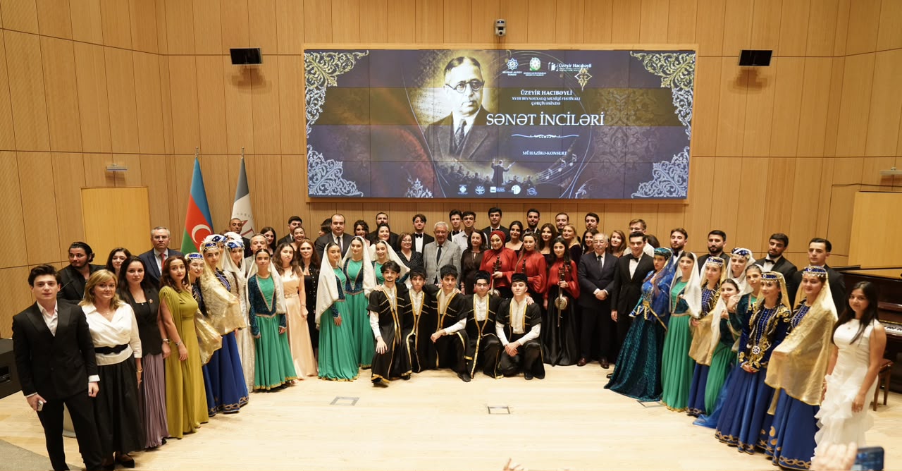 “Sənət inciləri” layihəsi üzrə ADA Universitetində mühazirə-konsert keçirilib (FOTO)