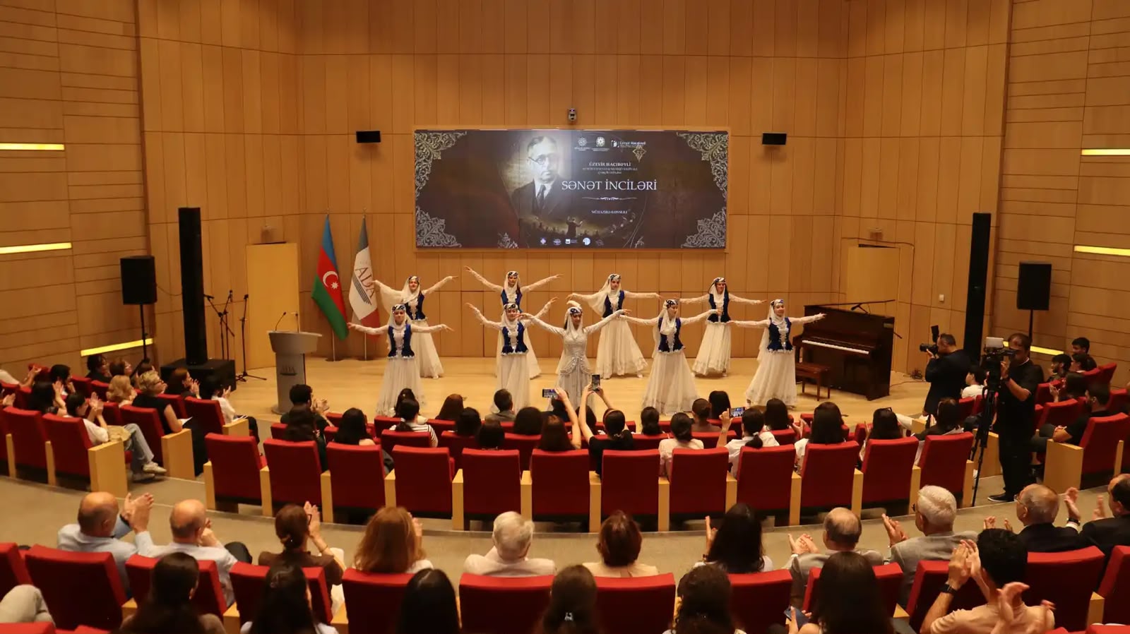 “Sənət inciləri” layihəsi üzrə ADA Universitetində mühazirə-konsert keçirilib (FOTO)