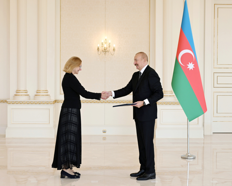 Prezident İlham Əliyev Estoniyanın Azərbaycanda yeni təyin olunmuş səfirini qəbul edib (FOTO/VİDEO)