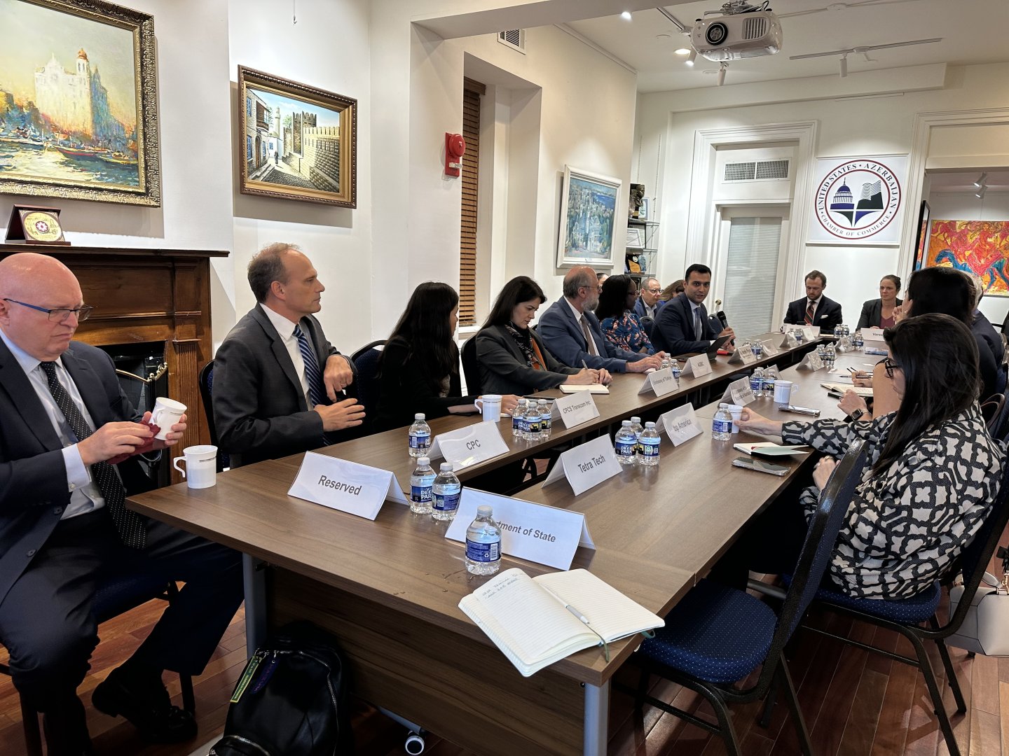 Vaşinqtonda Orta Dəhlizin inkişafı və regional əməkdaşlıq məsələləri müzakirə edilib (FOTO)