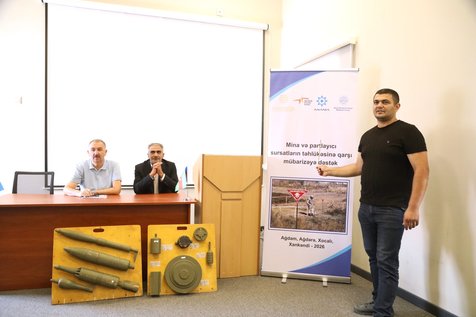 Xocalıda mina təhlükəsinə dair maarifləndirmə tədbirləri keçirilib (FOTO)