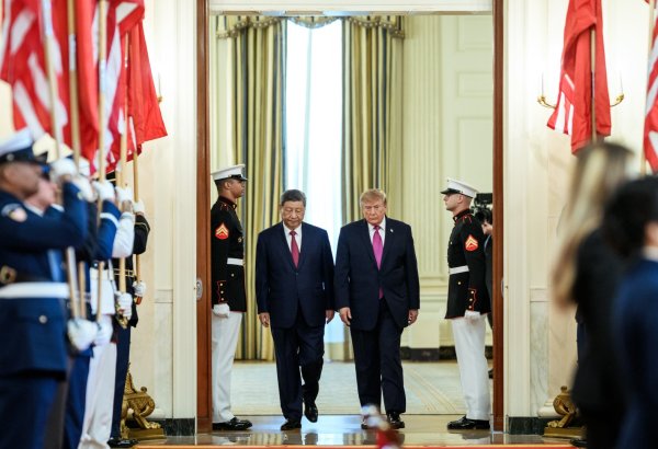 Ağ Ev Donald Tramp və Si Cinpin arasındakı görüşü uğurlu adlandırıb