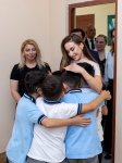 Alyona Əliyeva 3 nömrəli xüsusi təhsil müəssisəsini ziyarət edib (FOTO/VİDEO)