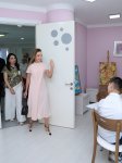 Alyona Əliyeva xüsusi qayğıya ehtiyacı olan uşaqlar üçün mərkəzi ziyarət edib (FOTO/VİDEO)