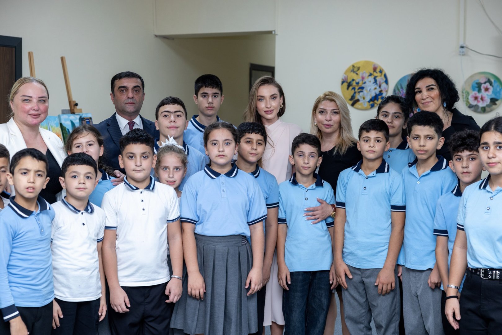 Alyona Əliyeva 3 nömrəli xüsusi təhsil müəssisəsini ziyarət edib (FOTO/VİDEO)