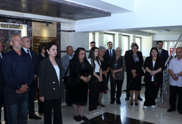 AzMİU-da 27 Sentyabr – Anım Günü: Şəhidlərimizin qəhrəmanlığı və Vətənə sədaqəti əbədi yaşayacaq (FOTO)