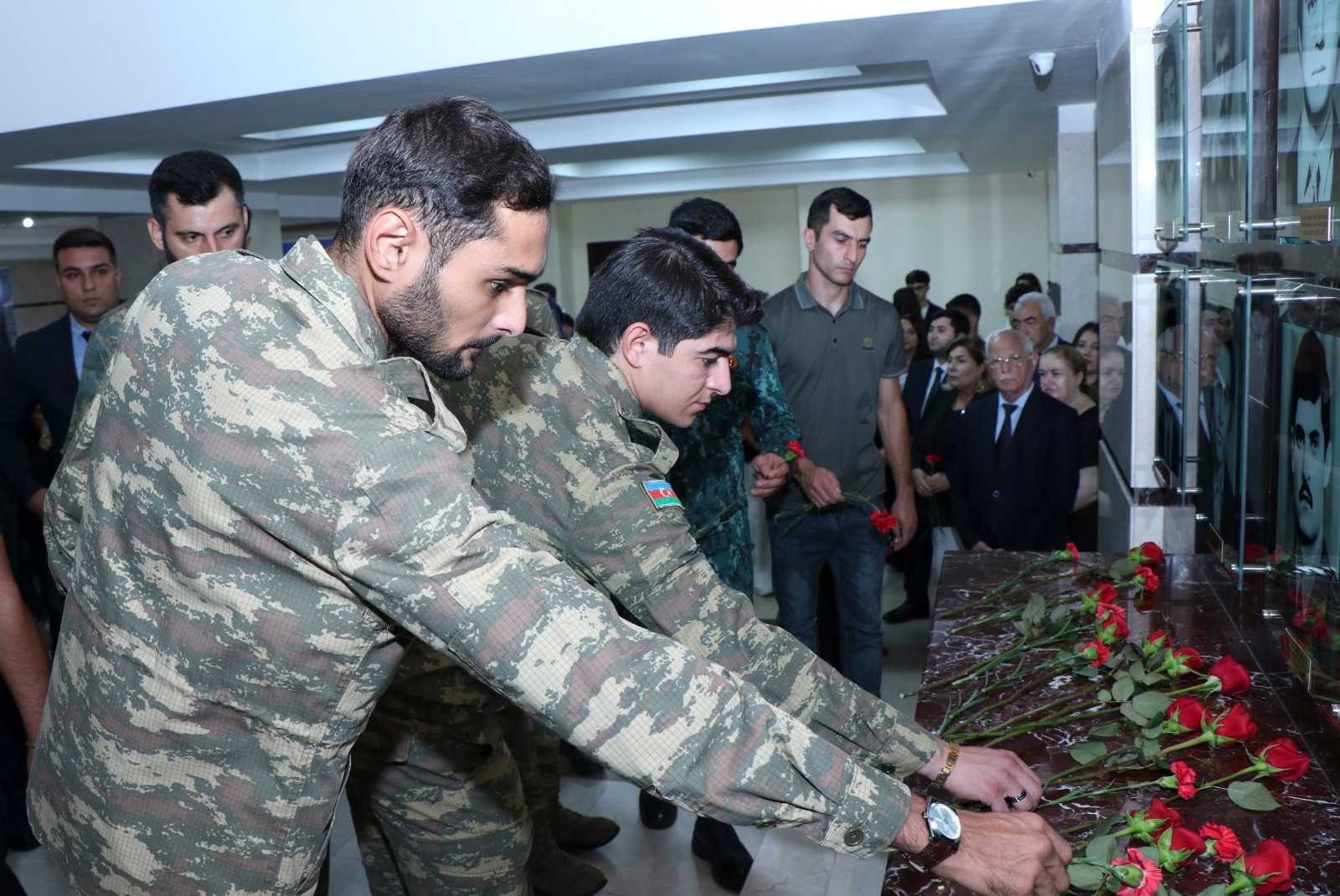 AzMİU-da 27 Sentyabr – Anım Günü: Şəhidlərimizin qəhrəmanlığı və Vətənə sədaqəti əbədi yaşayacaq (FOTO)