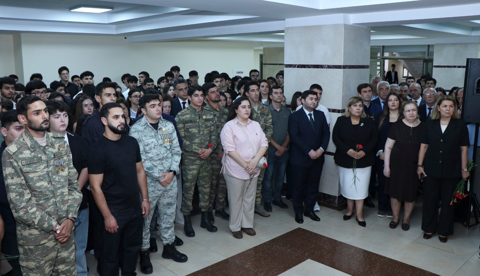 AzMİU-da 27 Sentyabr – Anım Günü: Şəhidlərimizin qəhrəmanlığı və Vətənə sədaqəti əbədi yaşayacaq (FOTO)