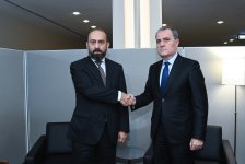 Azərbaycan və Ermənistan birbaşa dialoqu davam etdirmək barədə razılığa gəlib (FOTO)