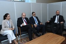Azərbaycan və Ermənistan birbaşa dialoqu davam etdirmək barədə razılığa gəlib (FOTO)