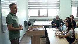 “Zərərli xarici təsirlərə və saxta xəbərlərə qarşı sayıqlığın artırılmasına dəstək” layihəsi çərçivəsində BDU tələbələri ilə görüş keçirilib (FOTO/VİDEO)