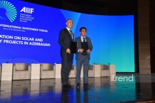 II Azərbaycan Beynəlxalq İnvestisiya Forumu çərçivəsində 12 sənəd imzalanıb (FOTO)