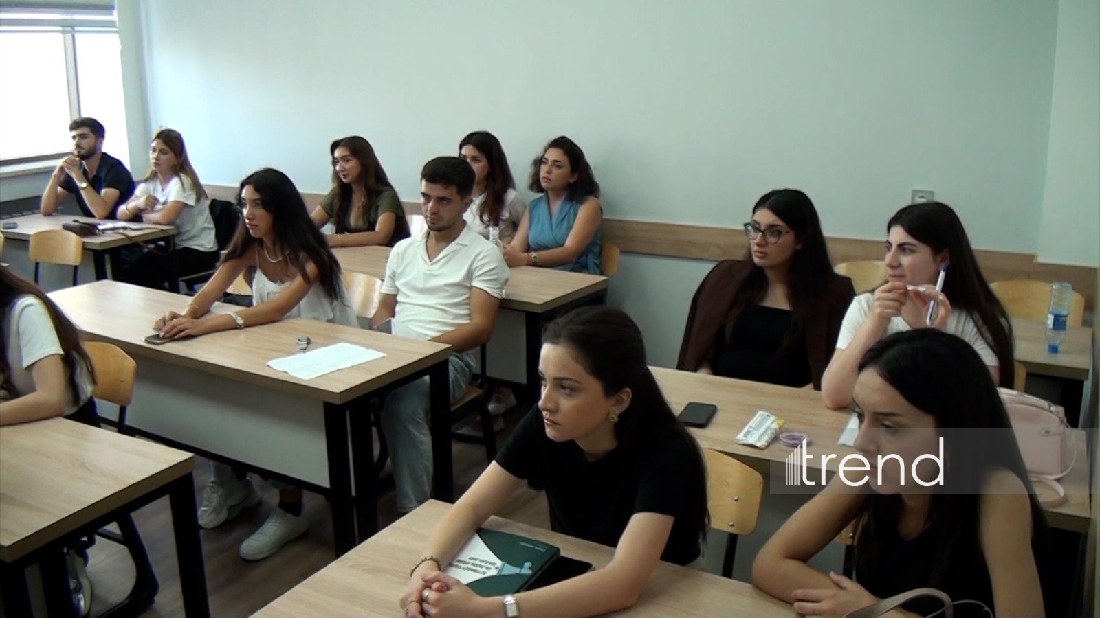 “Zərərli xarici təsirlərə və saxta xəbərlərə qarşı sayıqlığın artırılmasına dəstək” layihəsi çərçivəsində BDU tələbələri ilə görüş keçirilib (FOTO/VİDEO)