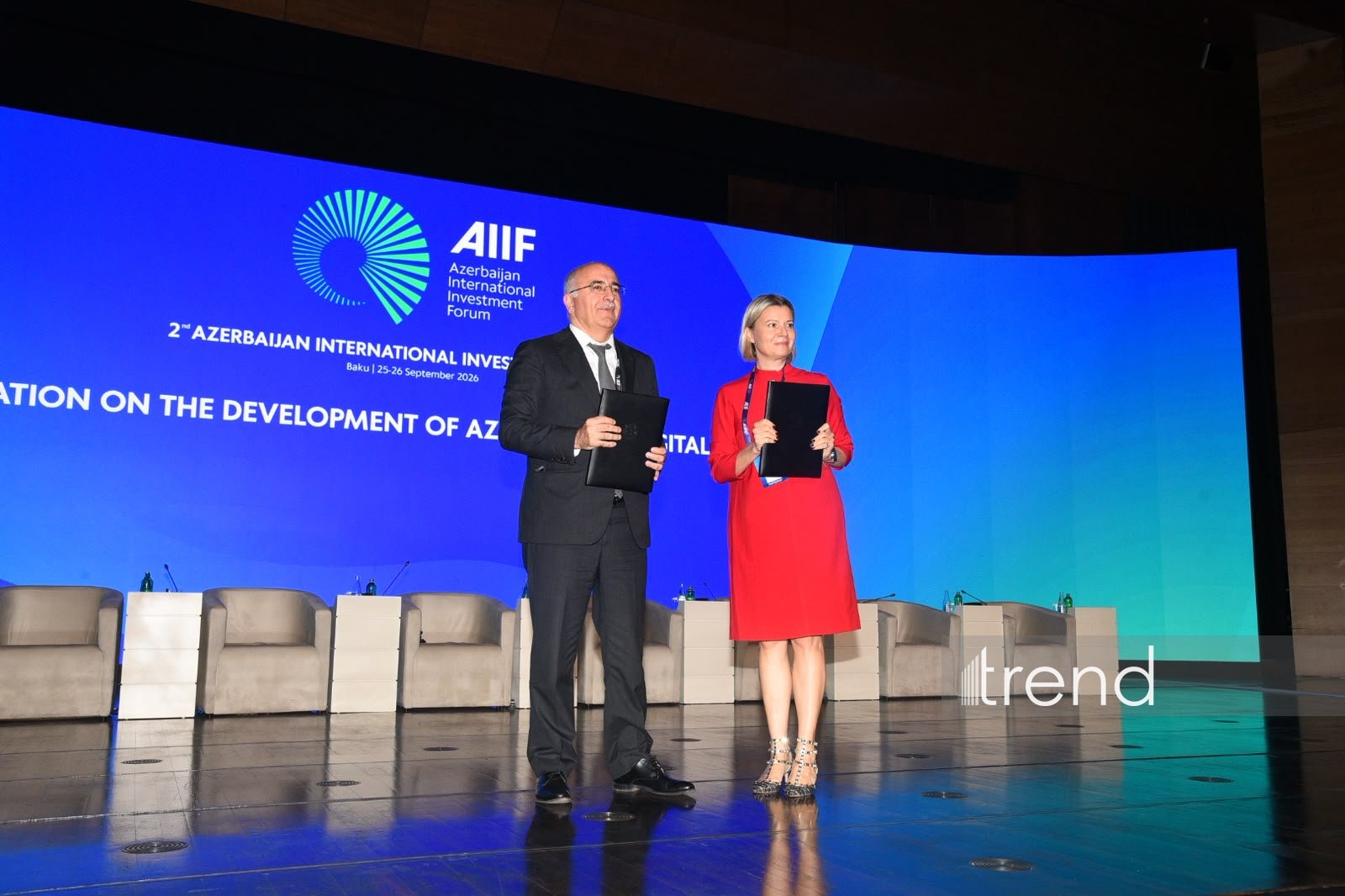 II Azərbaycan Beynəlxalq İnvestisiya Forumu çərçivəsində 12 sənəd imzalanıb (FOTO)
