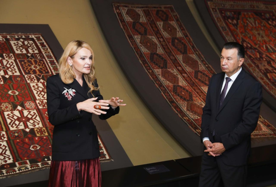 Tacikistanın Baş naziri Azərbaycan Milli Xalça Muzeyini ziyarət edib (FOTO)