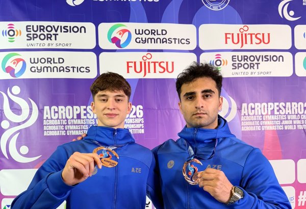 Akrobatlarımız dünya çempionatında qızıl medal qazanıblar (FOTO)