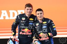Formula 1 Azərbaycan Qran-Prisinin qalibi mükafatlandırılıb (FOTO)