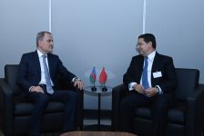 Ceyhun Bayramov Mərakeşli həmkarı ilə ikitərəfli əlaqələrin inkişafını müzakirə edib (FOTO)