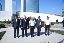 27 Sentyabr – Anım Günü ilə əlaqədar Zəfər Parkına ziyarət başlayıb (FOTO)