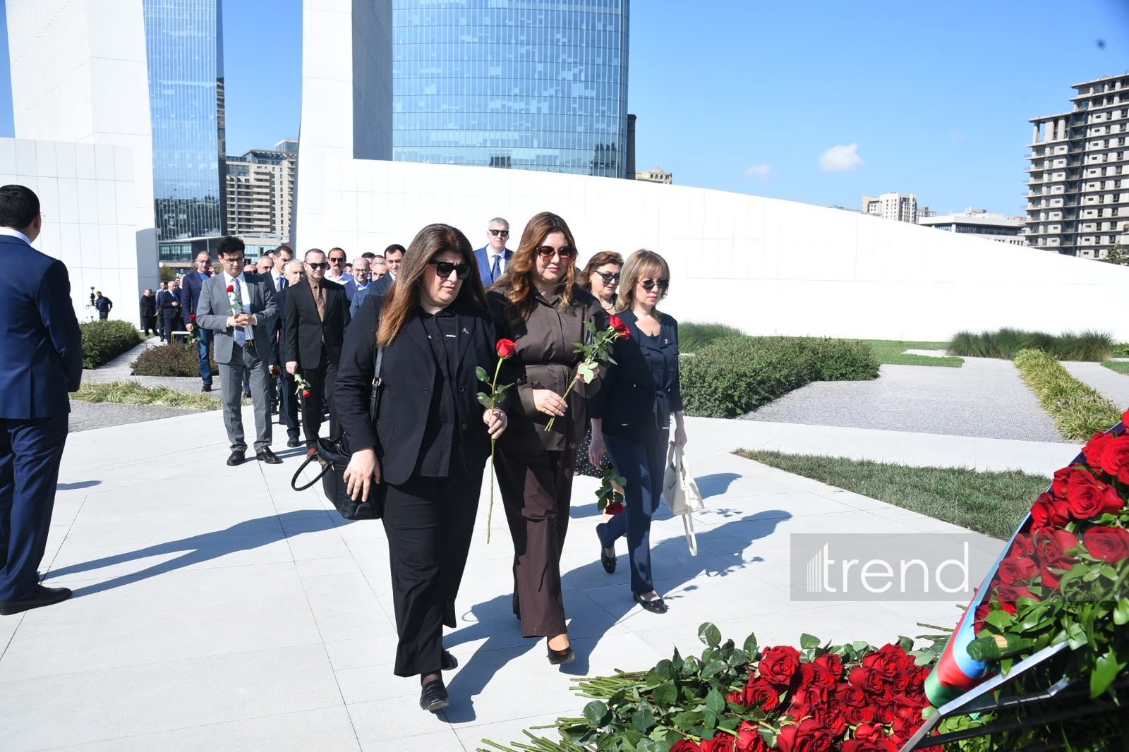27 Sentyabr – Anım Günü ilə əlaqədar Zəfər Parkına ziyarət başlayıb (FOTO)
