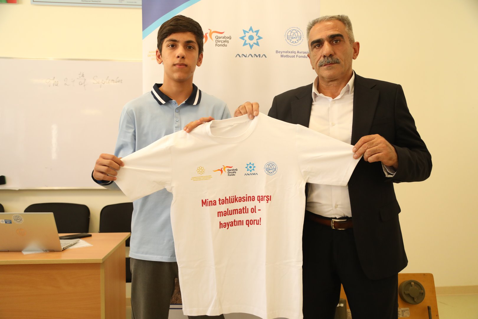 Ağdamda mina təhlükəsinə dair maarifləndirmə təlimləri davam edir (FOTO)