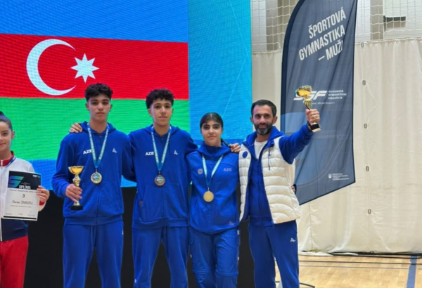 Bratislavada medal yağışı (FOTO)