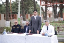 Xaçmaz Rayon İcra Hakimiyyətinin başçısı Elnur Rzayev İstisu qəsəbəsində sakinlərlə səyyar qəbul keçirib (FOTO)