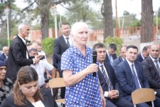 Xaçmaz Rayon İcra Hakimiyyətinin başçısı Elnur Rzayev İstisu qəsəbəsində sakinlərlə səyyar qəbul keçirib (FOTO)