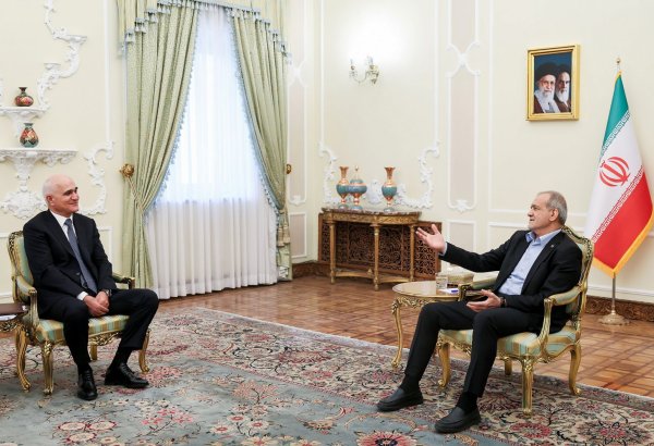 Azərbaycanla İran arasında ticarət, nəqliyyat, enerji əməkdaşlığının genişləndirilməsi müzakirə edilib (FOTO)