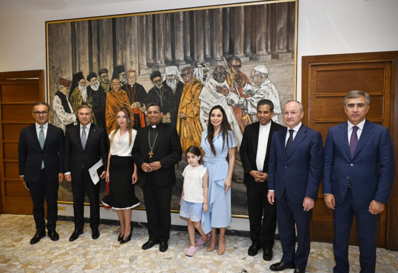 Leyla Əliyeva və Alyona Əliyeva Müqəddəs Taxt-Tacın Dinlərarası Dialoq üzrə Dikasteriyasının prefekti kardinal Corc Ceykob Kuvakad ilə görüşüblər (FOTO)