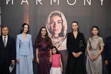 Leyla Əliyeva “Harmoniya” sənədli filminin təqdimat mərasimində iştirak edib (FOTO)