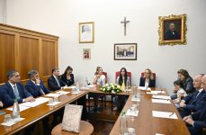 Romada Leyla Əliyeva və Alyona Əliyeva ilə Müqəddəs Arxeologiya üzrə Pontifik Komissiyanın katibinin görüşü olub (FOTO)