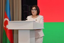 Sahibə Qafarova Bakıda Slovakiya Respublikasının milli bayramı münasibəti ilə keçirilən tədbirdə çıxış edib (FOTO)