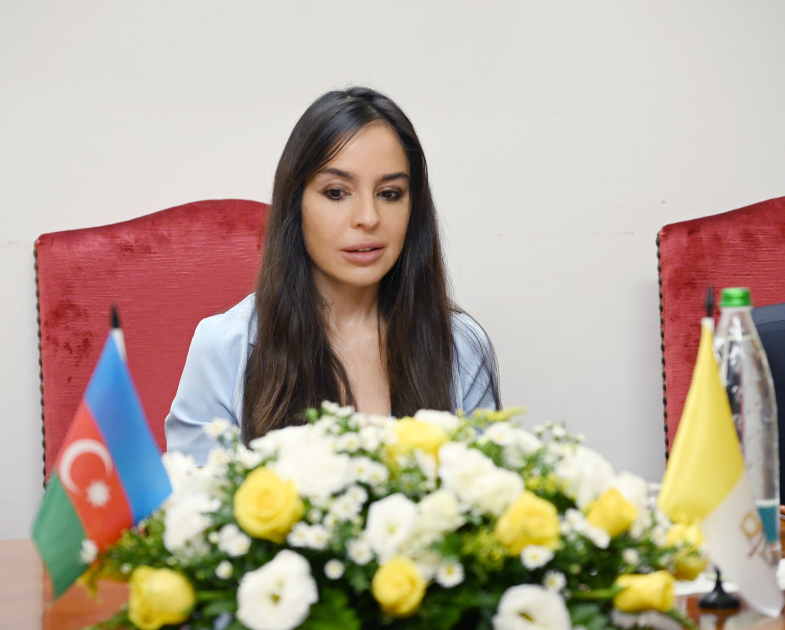 Romada Leyla Əliyeva və Alyona Əliyeva ilə Müqəddəs Arxeologiya üzrə Pontifik Komissiyanın katibinin görüşü olub (FOTO)