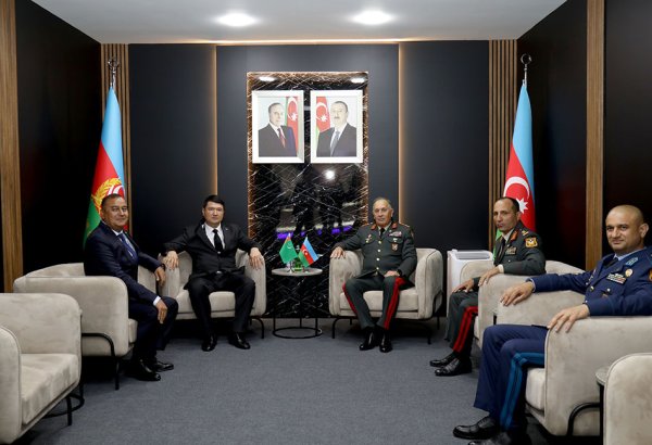 Azərbaycan Ordusunun Baş Qərargah rəisi Türkmənistanın hərbi nümayəndə heyəti ilə görüşüb