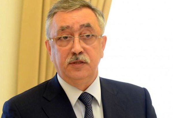 İlqar Fəti-zadənin anadan olmasından 70 il ötür