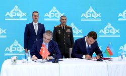 Azərbaycan MN ilə Türkiyənin müdafiə sənayesi şirkətləri arasında əməkdaşlığa dair müqavilələr imzalanıb (FOTO)