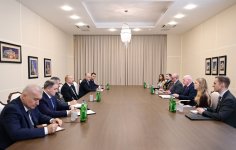 Prezident İlham Əliyev Birləşmiş Krallığın müdafiə üzrə dövlət nazirini qəbul edib (FOTO/VİDEO)