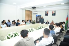 “Zərərli xarici təsirlərə və saxta xəbərlərə qarşı sayıqlığın artırılmasına dəstək” layihəsi çərçivəsində İlahiyyat İnstitutu tələbələri ilə görüş keçirilib (FOTO/VİDEO)
