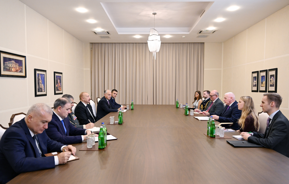 Prezident İlham Əliyev Birləşmiş Krallığın müdafiə üzrə dövlət nazirini qəbul edib (FOTO/VİDEO)