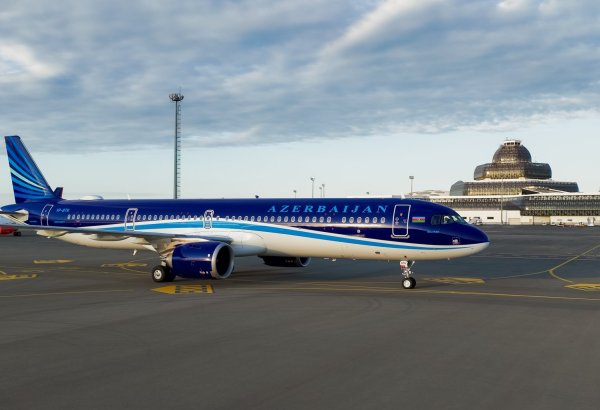 AZAL daha bir yeni nəsil “Airbus A321neo” təyyarəsi ilə donanmasını genişləndirib (FOTO)