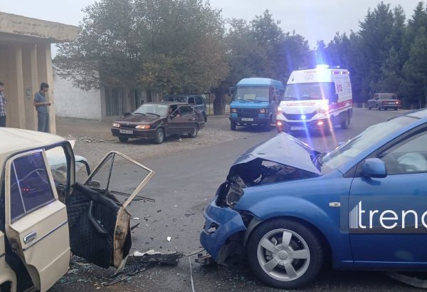 Bərdədə qəza zamanı xəsarət alanların kimliyi məlum olub (YENİLƏNİB) (FOTO)