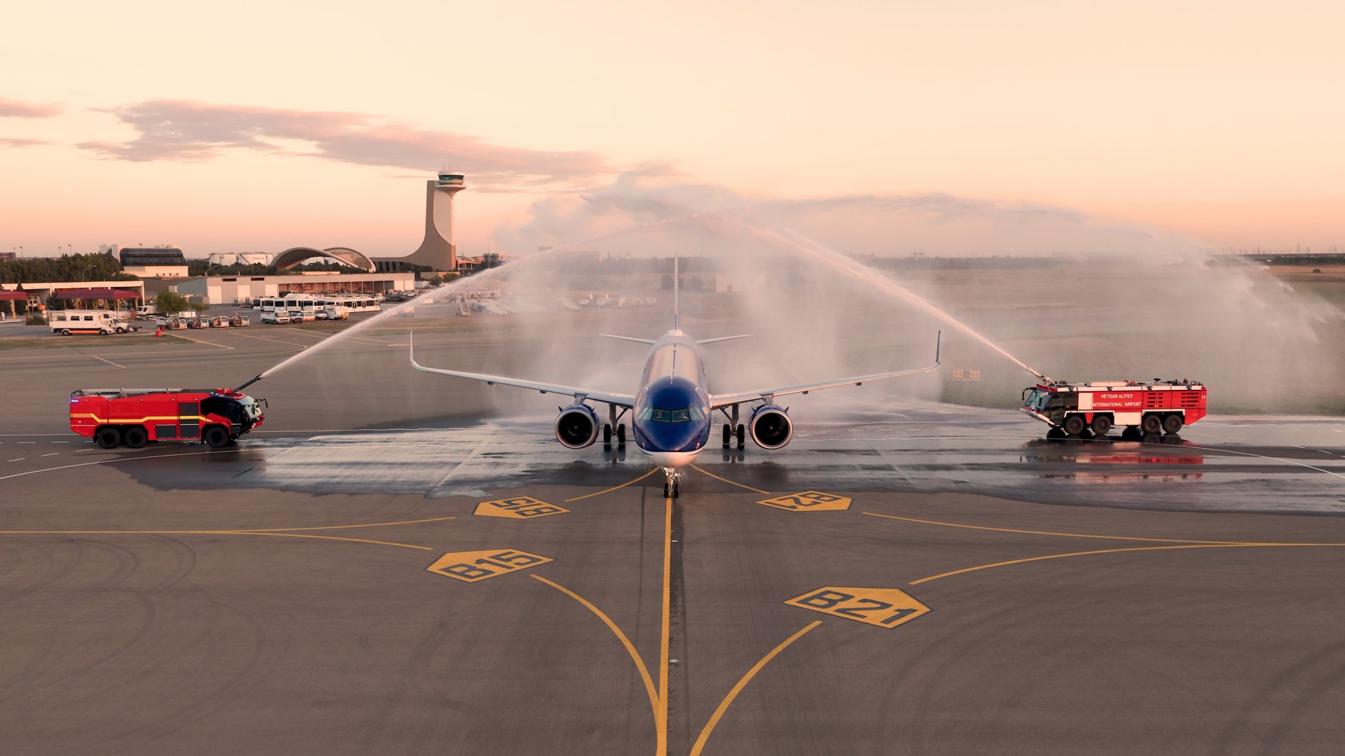 AZAL daha bir yeni nəsil “Airbus A321neo” təyyarəsi ilə donanmasını genişləndirib (FOTO)