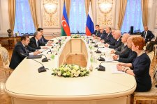 Azərbaycan və Rusiya Baş prokurorluqları arasında əməkdaşlıq proqramı imzalanıb (FOTO)
