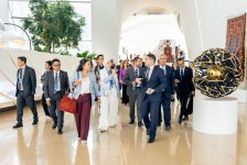 AQEM Media Forumunun iştirakçıları Heydər Əliyev Mərkəzi ilə tanış olublar (FOTO)